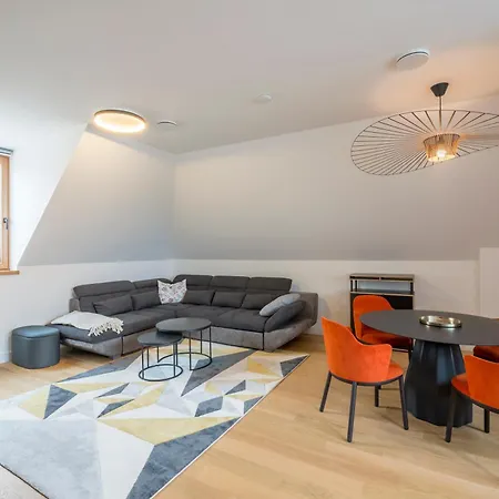 Wave Apartment *