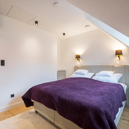 Wave Apartment